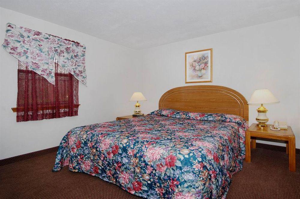 Oak Hill Inn And Suites Tahlequah Eksteriør bilde