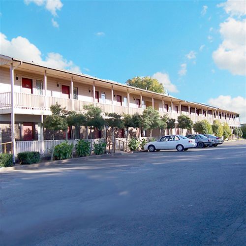 Oak Hill Inn And Suites Tahlequah Eksteriør bilde