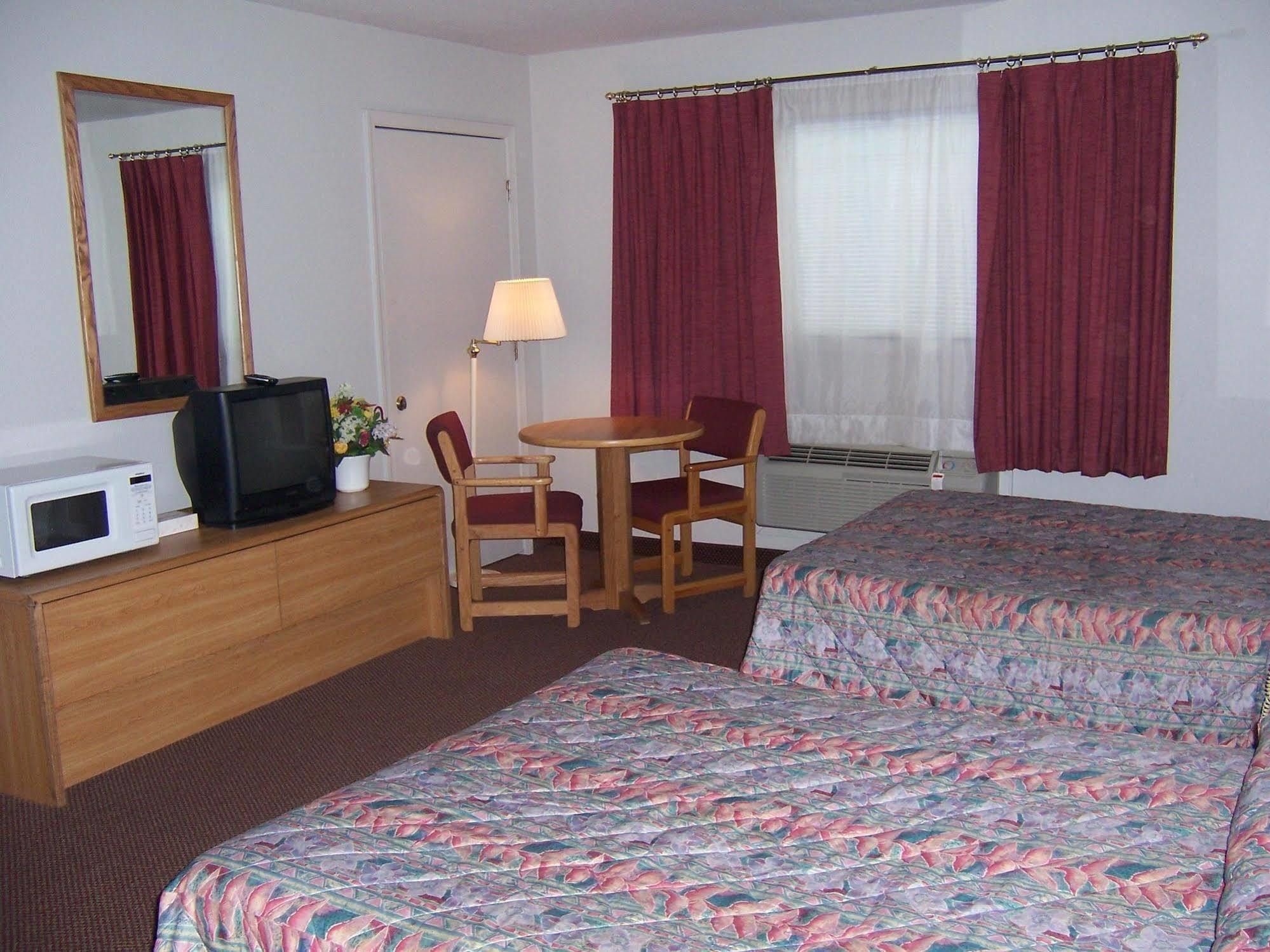 Oak Hill Inn And Suites Tahlequah Eksteriør bilde
