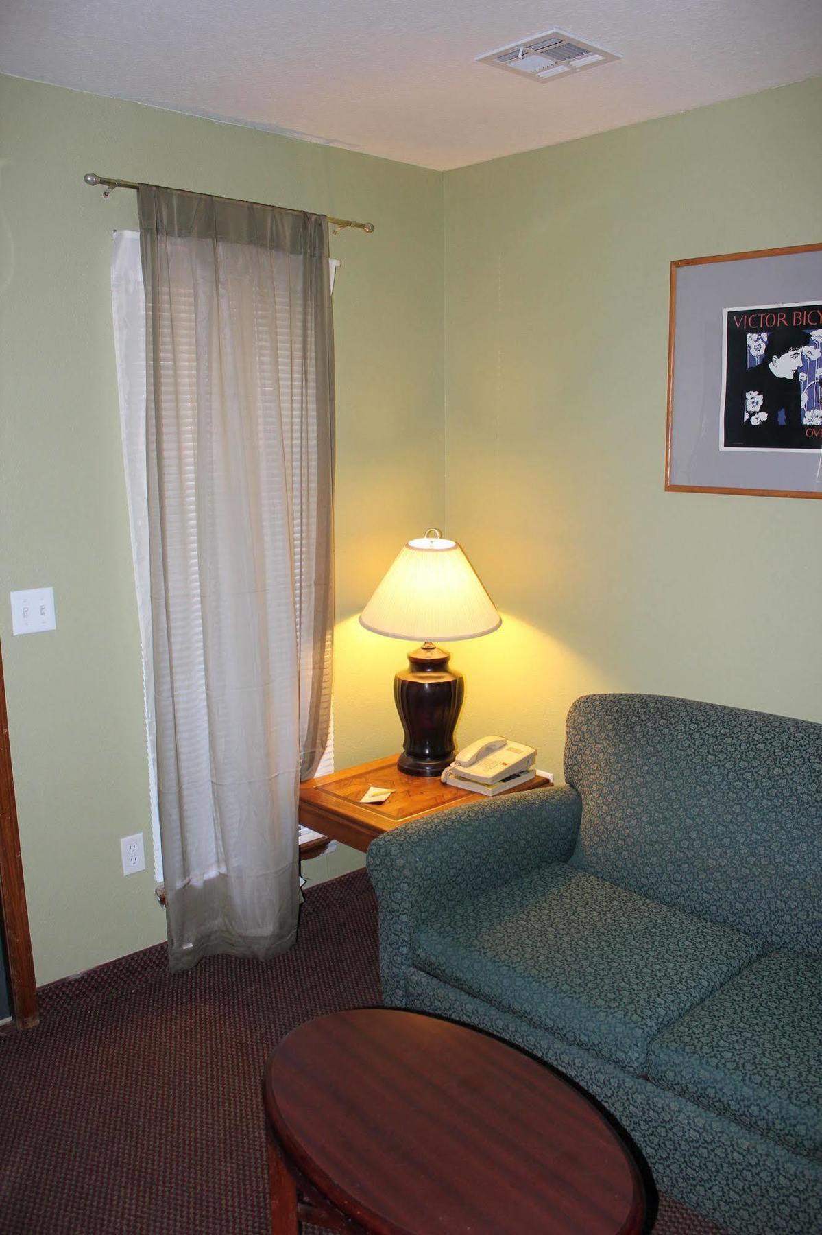 Oak Hill Inn And Suites Tahlequah Eksteriør bilde