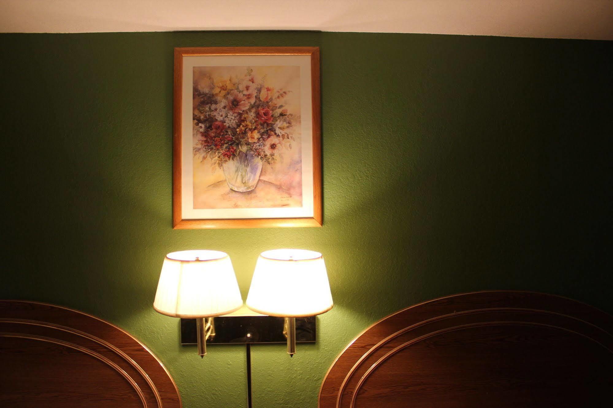 Oak Hill Inn And Suites Tahlequah Eksteriør bilde