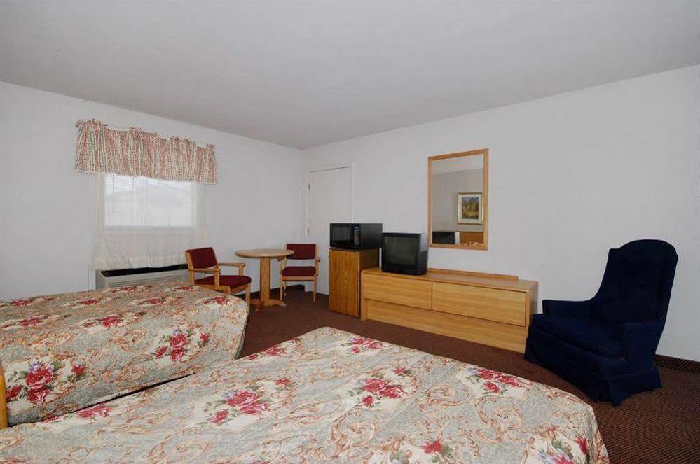 Oak Hill Inn And Suites Tahlequah Eksteriør bilde